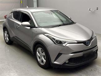 2017 Toyota C-HR - Thumbnail