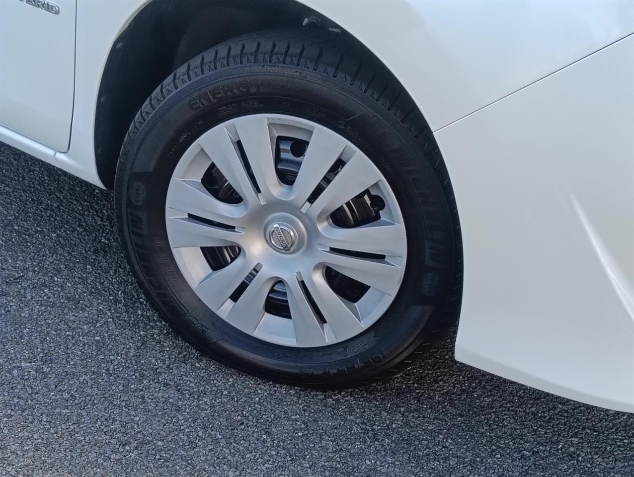 2016 Nissan SERENA