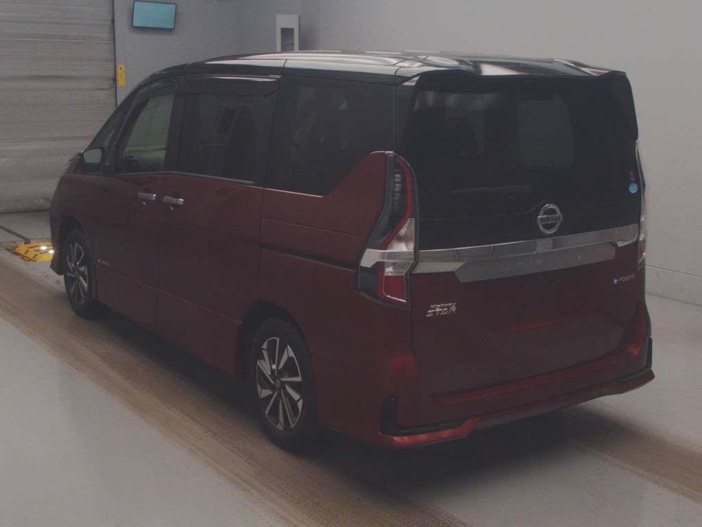 2021 Nissan SERENA