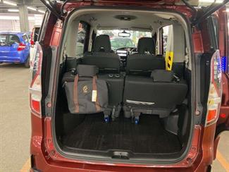 2021 Nissan SERENA - Thumbnail