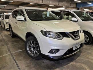 2017 Nissan X-TRAIL - Thumbnail