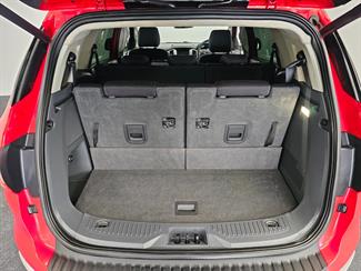 2018 Ford Everest - Thumbnail