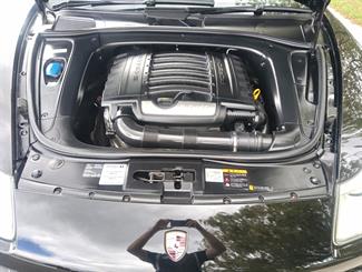 2009 Porsche CAYENNE - Thumbnail