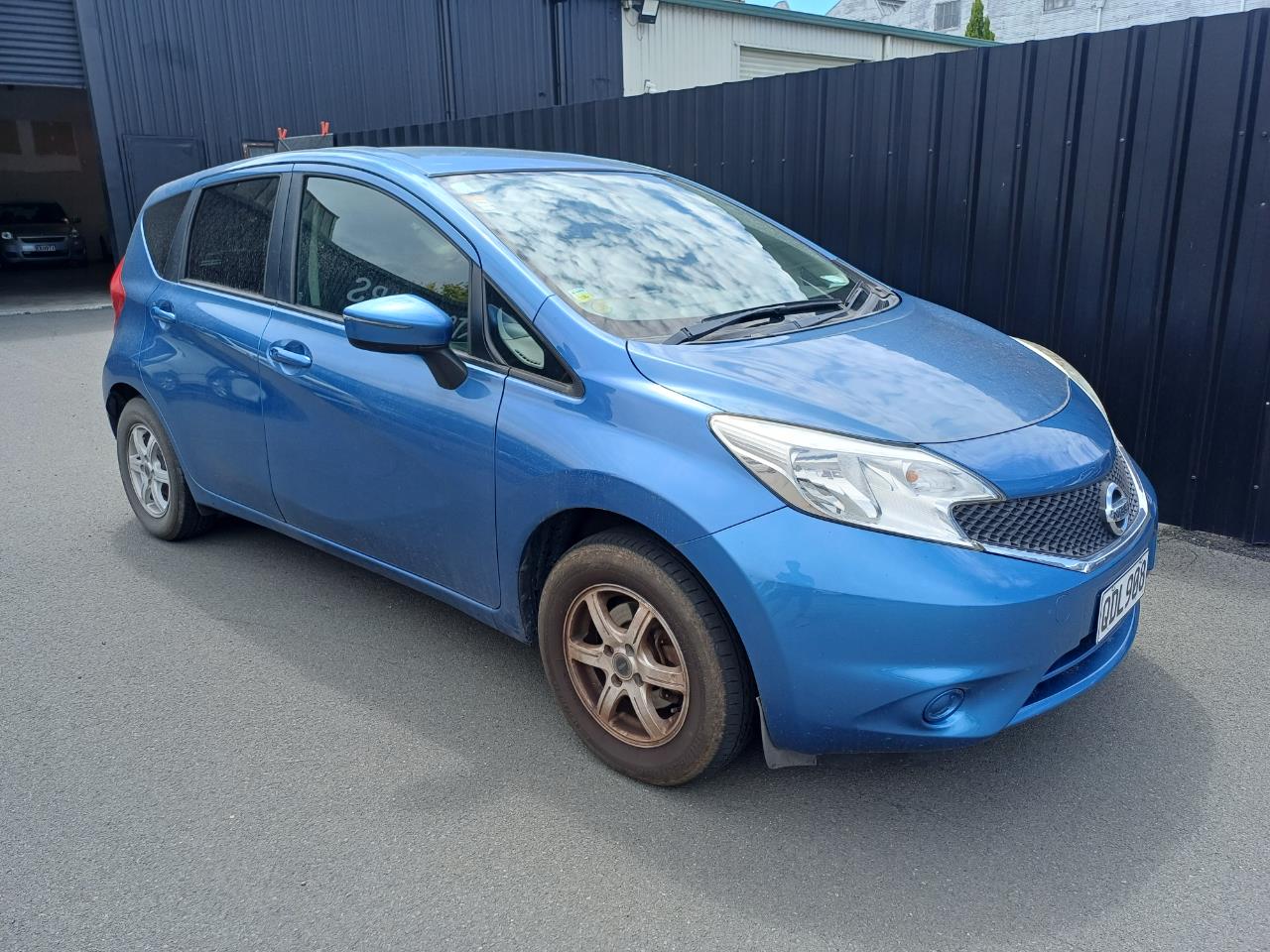 2017 Nissan NOTE