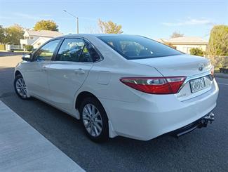 2017 Toyota Camry - Thumbnail