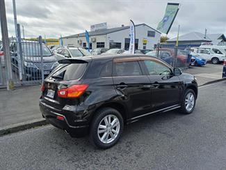 2012 Mitsubishi RVR - Thumbnail