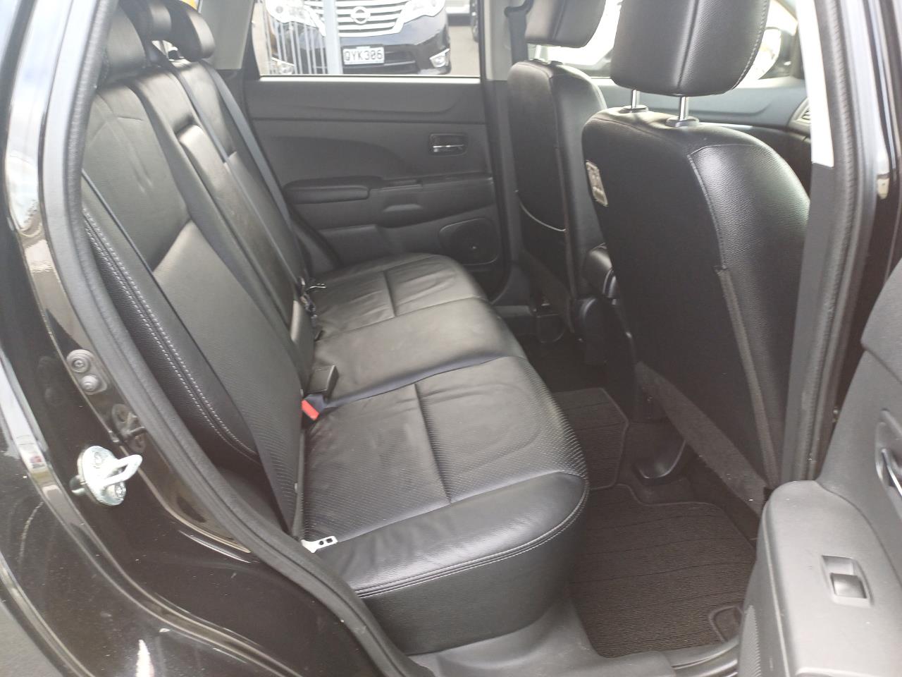 2012 Mitsubishi RVR