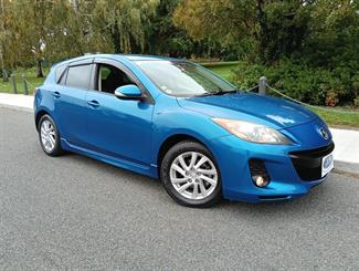 2012 Mazda AXELA - Thumbnail