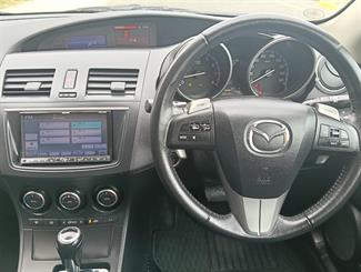 2012 Mazda AXELA - Thumbnail
