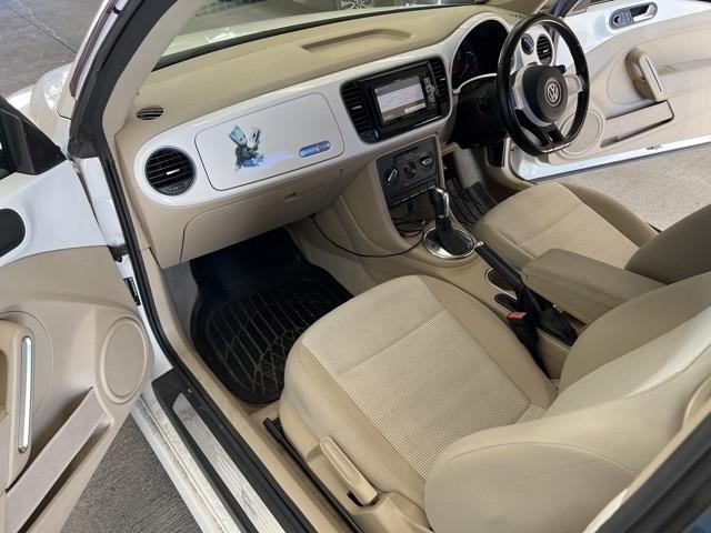 2013 Volkswagen Beetle