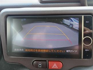 2014 Toyota SPADE - Thumbnail