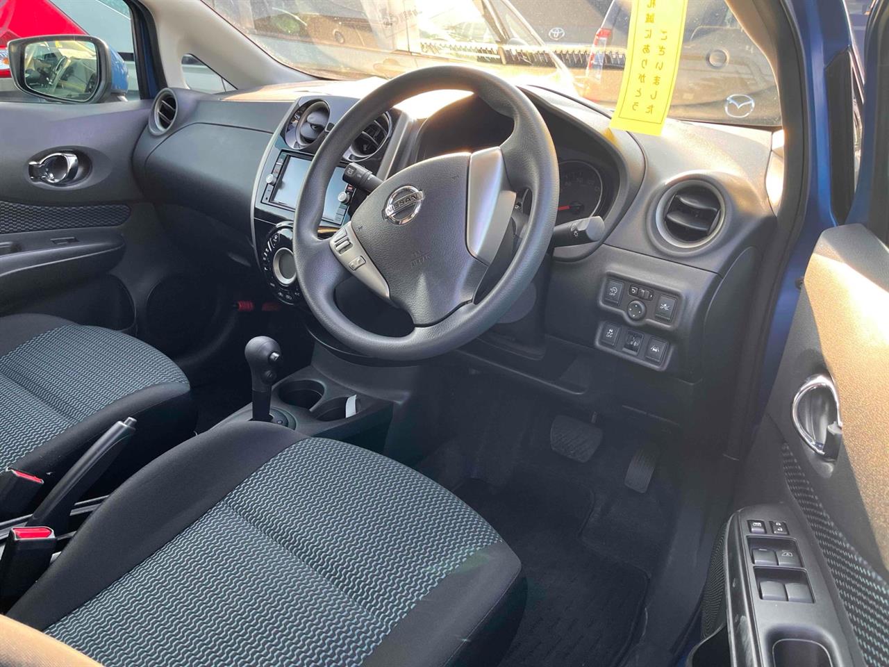 2016 Nissan NOTE