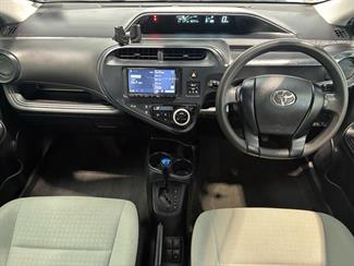 2021 Toyota AQUA - Thumbnail