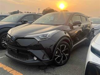 2017 Toyota C-HR - Thumbnail