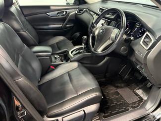 2014 Nissan X-TRAIL - Thumbnail