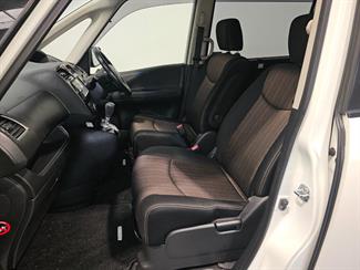 2014 Nissan SERENA - Thumbnail