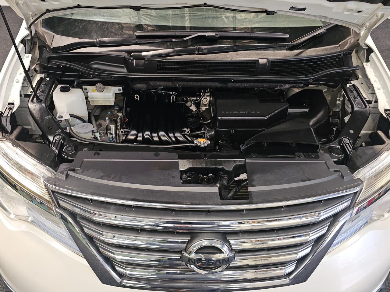 2014 Nissan SERENA