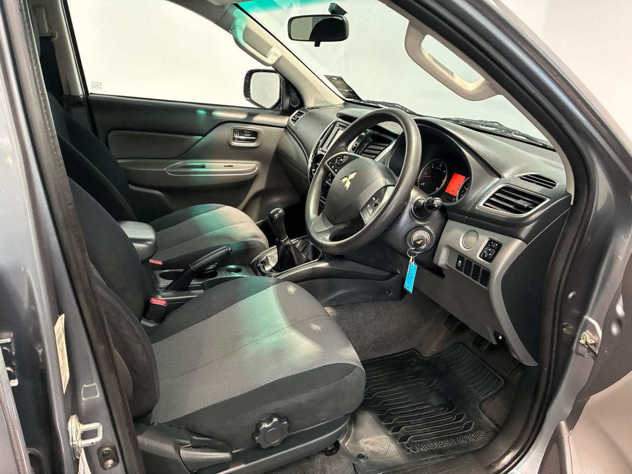 2017 Mitsubishi Triton