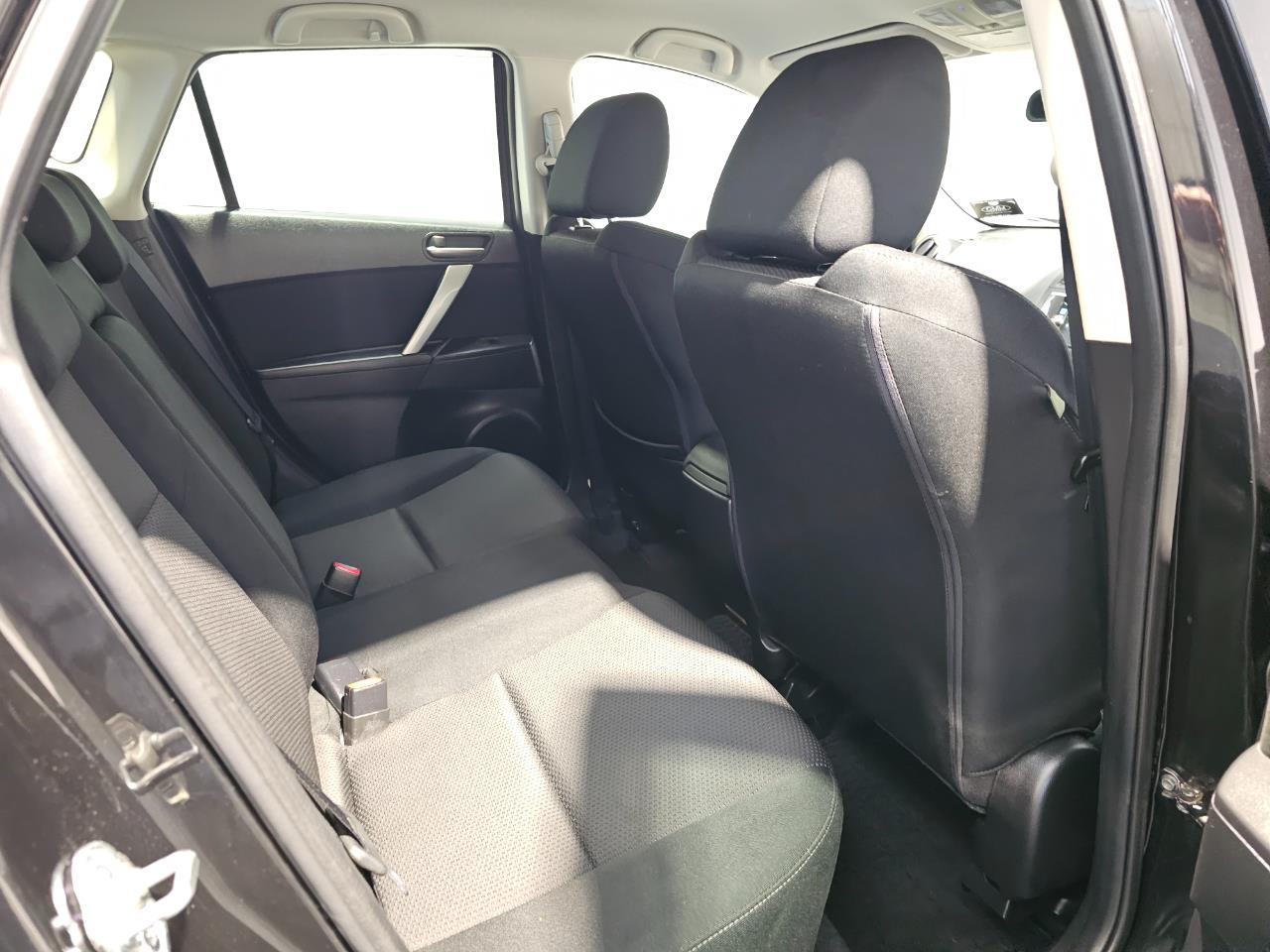 2012 Mazda AXELA