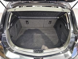2012 Mazda AXELA - Thumbnail