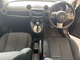 2013 Mazda DEMIO - Thumbnail