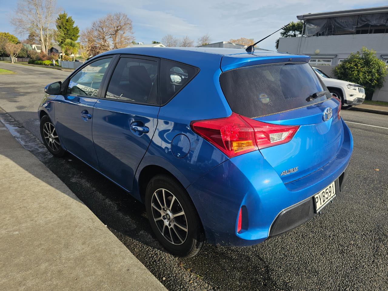 2013 Toyota AURIS