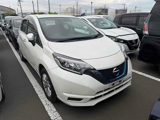 2017 Nissan NOTE
