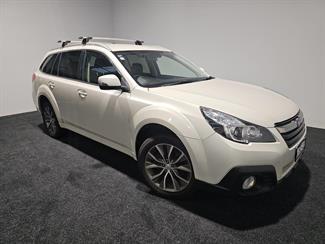 2014 Subaru Outback - Thumbnail