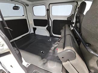 2021 Nissan NV200 - Thumbnail