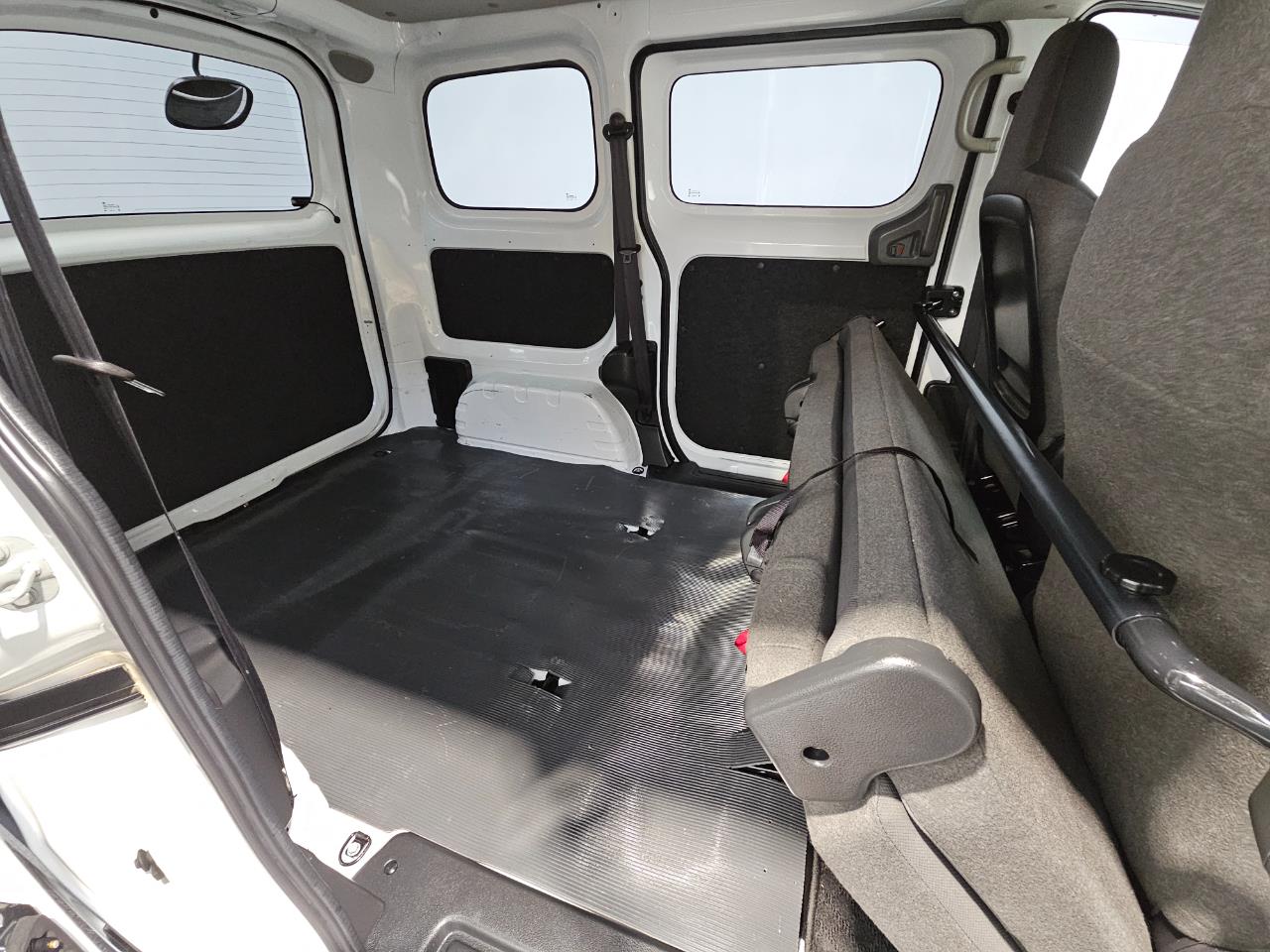 2021 Nissan NV200