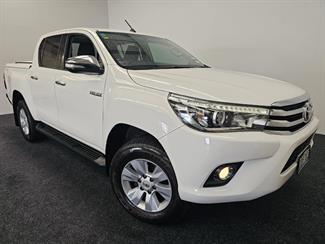 2016 Toyota Hilux - Thumbnail