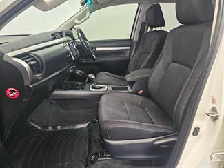 2016 Toyota Hilux - Thumbnail