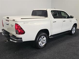 2016 Toyota Hilux - Thumbnail