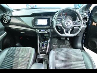 2020 Nissan KICKS - Thumbnail