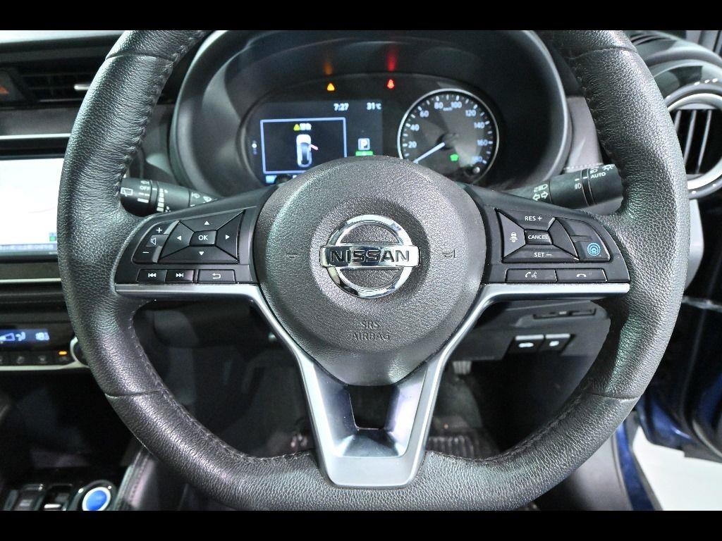 2020 Nissan KICKS