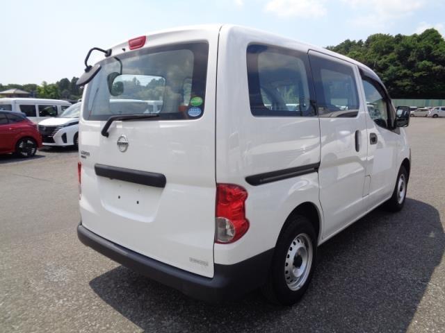 2021 Nissan NV200