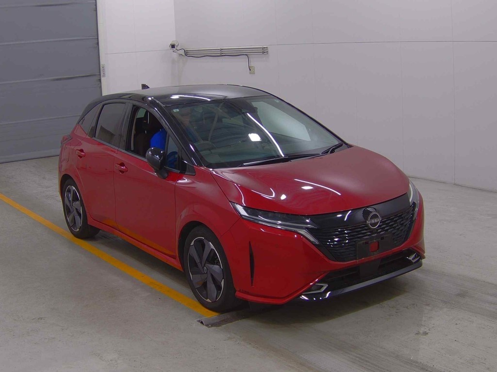 2023 Nissan AURA
