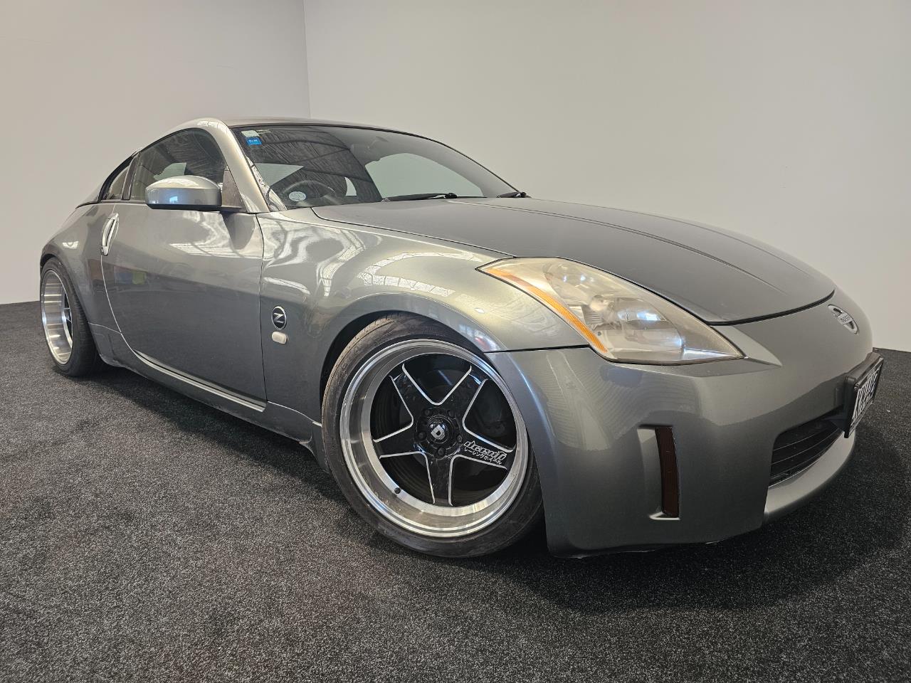 2005 Nissan Fairlady