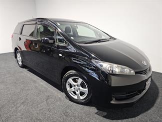 2010 Toyota WISH - Thumbnail