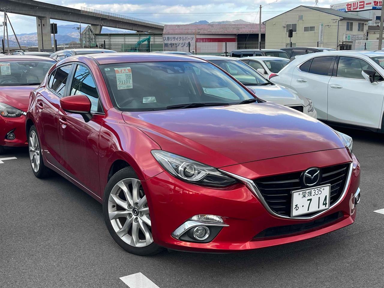 2015 Mazda AXELA