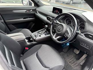 2018 Mazda CX-8 - Thumbnail