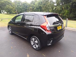 2015 Honda FIT - Thumbnail