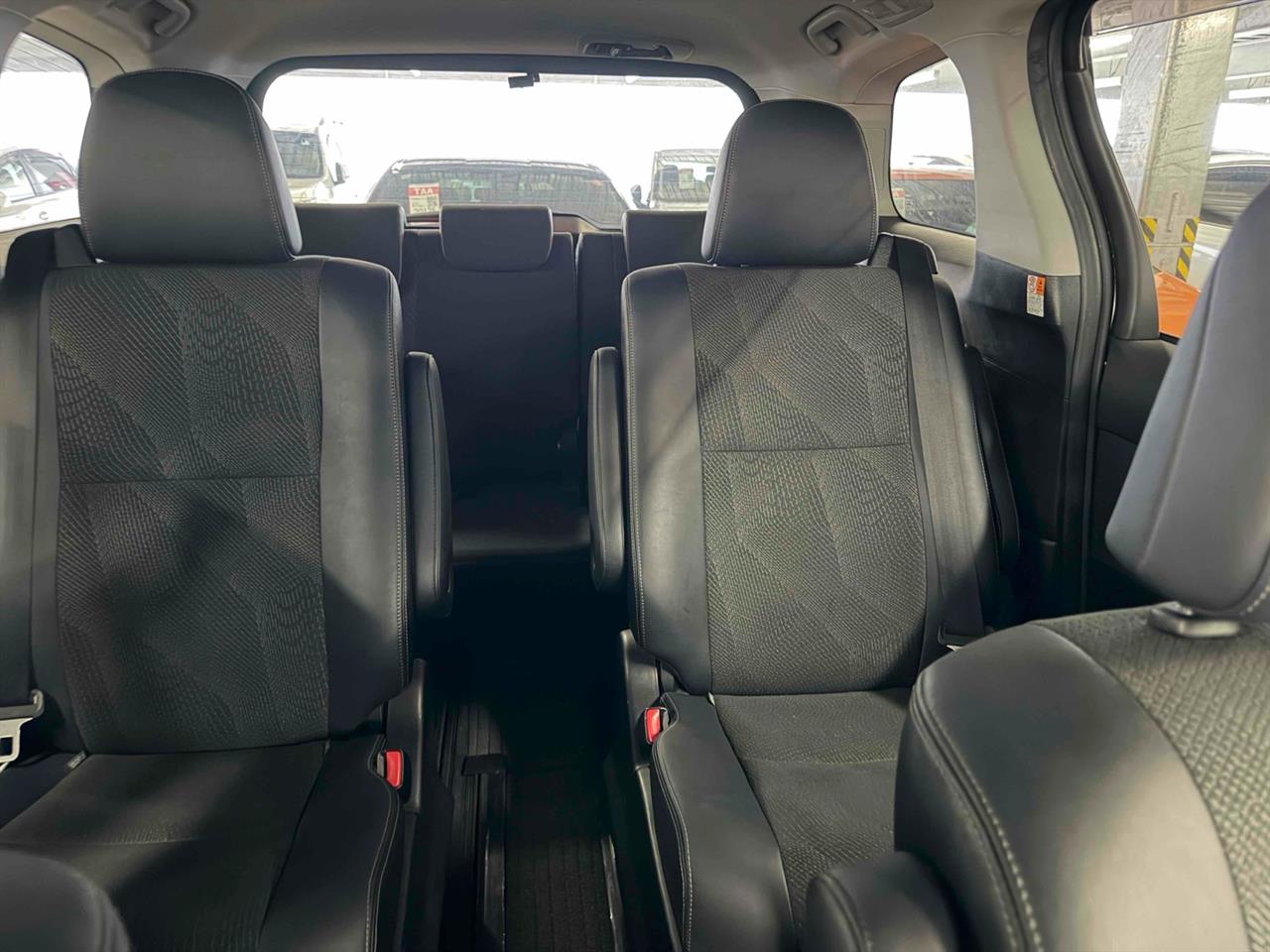 2014 Toyota ESTIMA