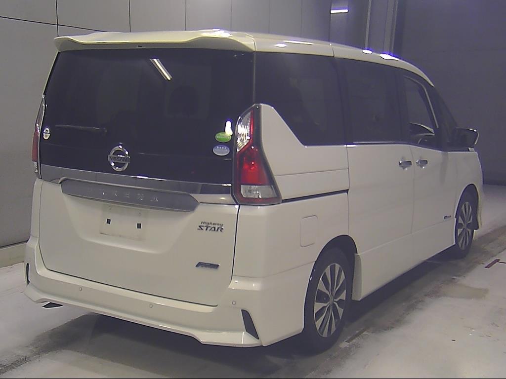 2017 Nissan SERENA