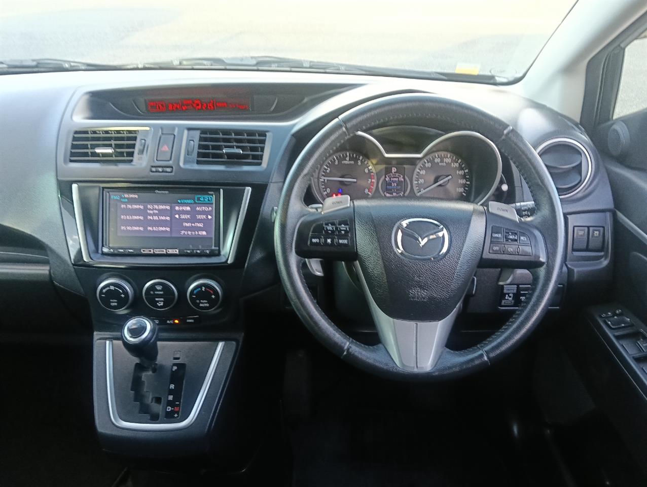 2013 Mazda PREMACY