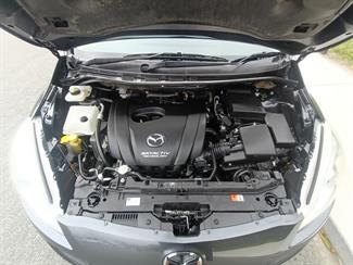 2013 Mazda PREMACY - Thumbnail