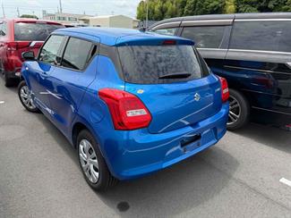 2017 Suzuki Swift - Thumbnail