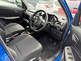 2017 Suzuki Swift - Thumbnail