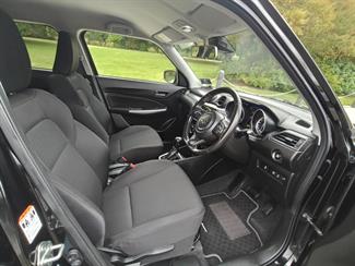 2019 Suzuki SWIFT - Thumbnail