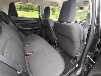 2019 Suzuki SWIFT - Thumbnail